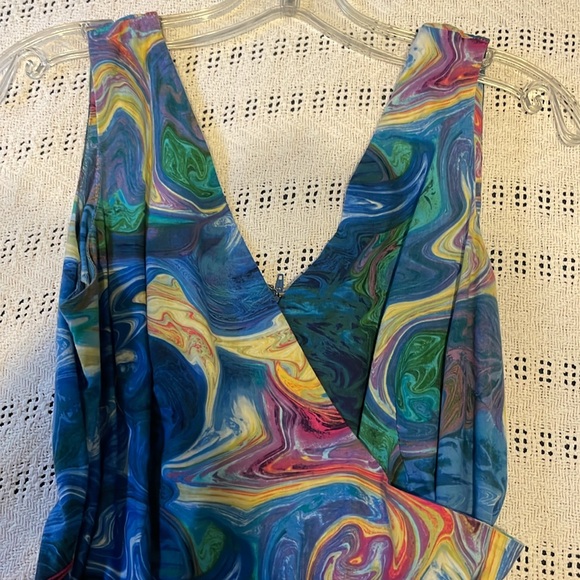 Ladies M Bea & Dot by ModCloth blue & multi colored dress with sash/belt - Picture 3 of 4